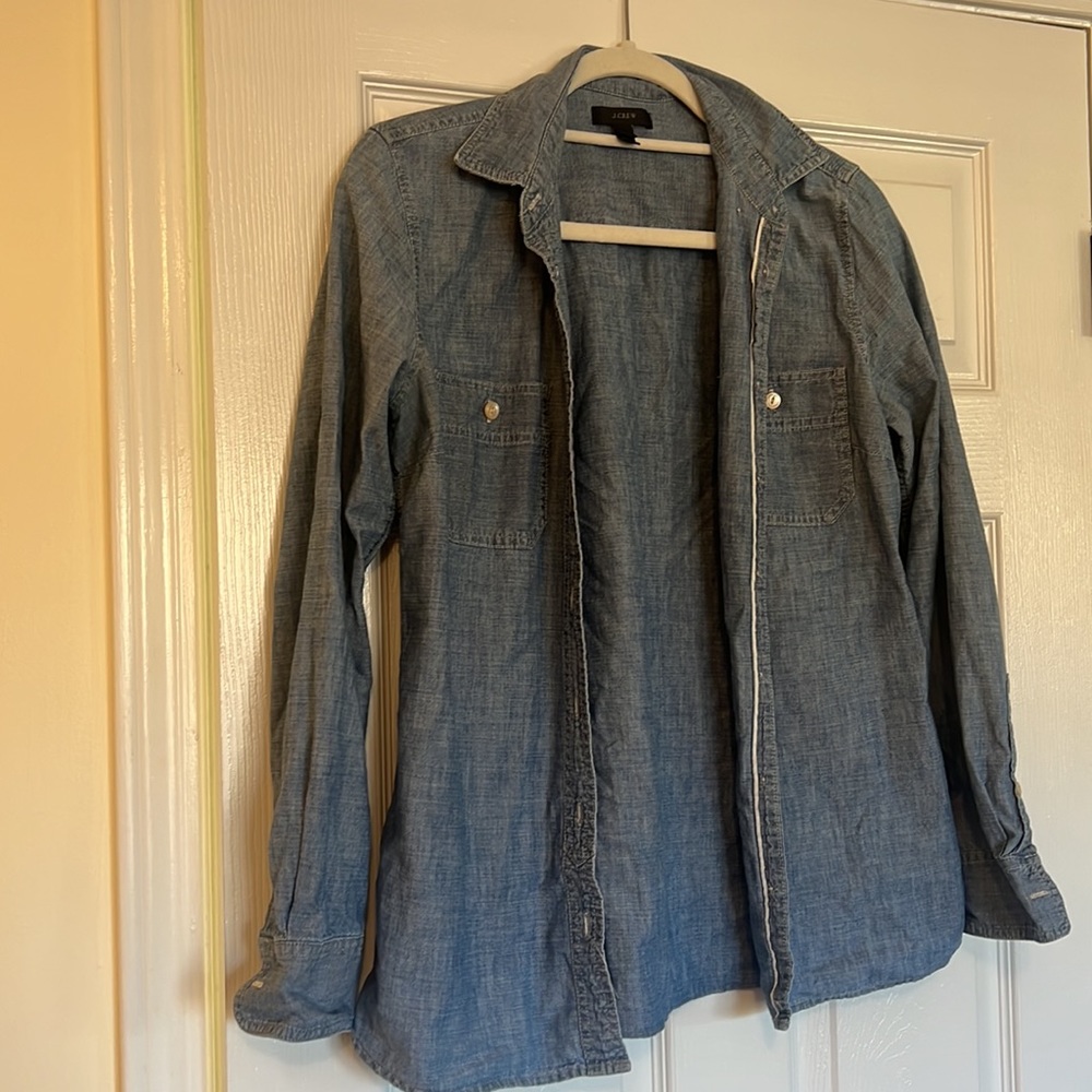 J. Crew Light Blue Chambray Button-Front Shirt Size 6